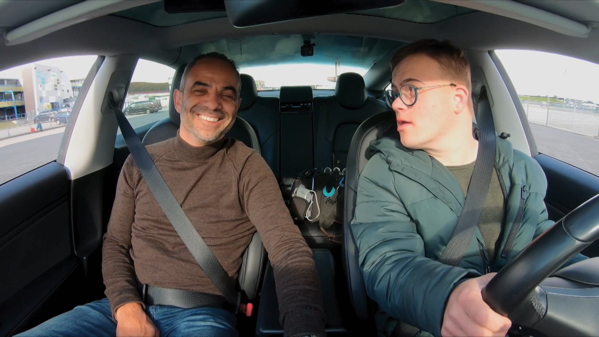 EERSTE RIJLIES gaat NIET helemaal VLEKKELOOS!