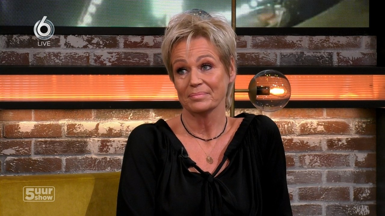 Caroline van Eeden in tv-programma 'Alle Hens Aan Dek'