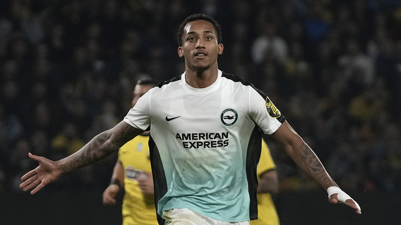 SAMENVATTING: AEK Athene - Brighton &amp; Hove Albion (Groepsfase Europa League)