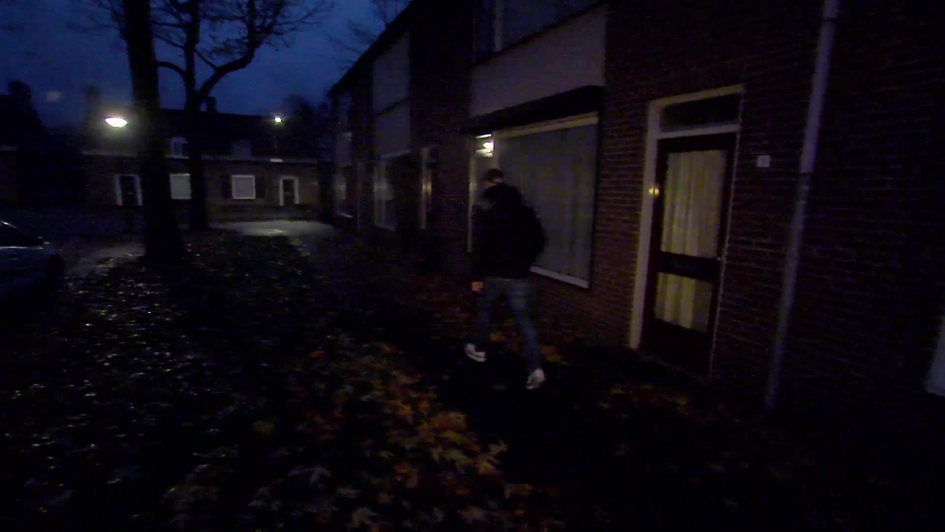 MEGA OPLICHTER ONTKENT EIGEN IDENTITEIT EN MAAKT JARENLANG SLACHTOFFERS.mp4