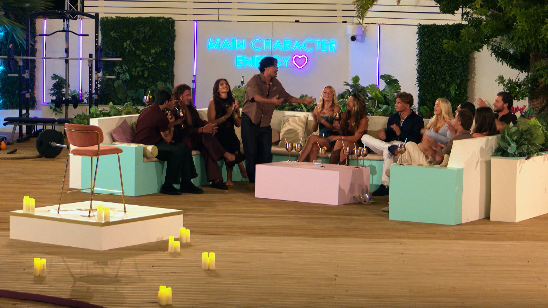 Love Island VIPS
