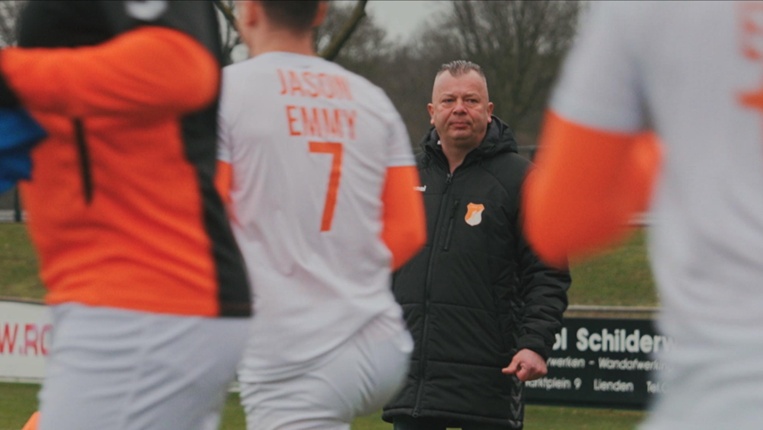 De Voetbaltrainer: Als Je Wint Heb Je Vrienden