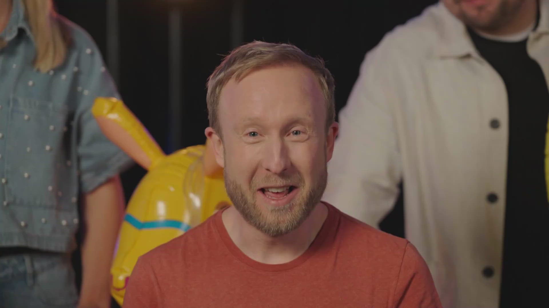 Team Nieuws van de Dag stelt zich voor in De Kwis met Ballen VIPS!