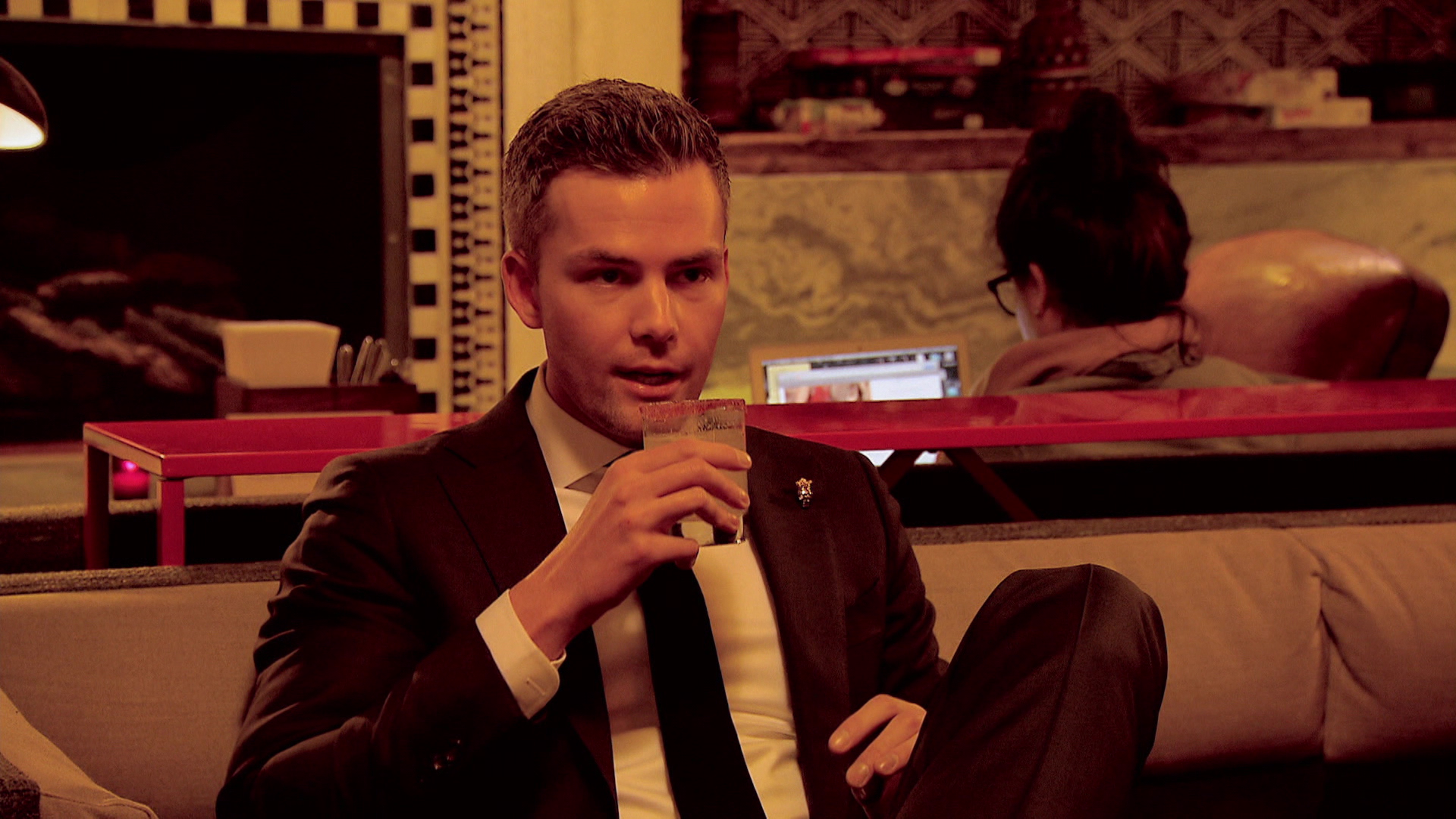 From Pocket Squares to Pocket Listings