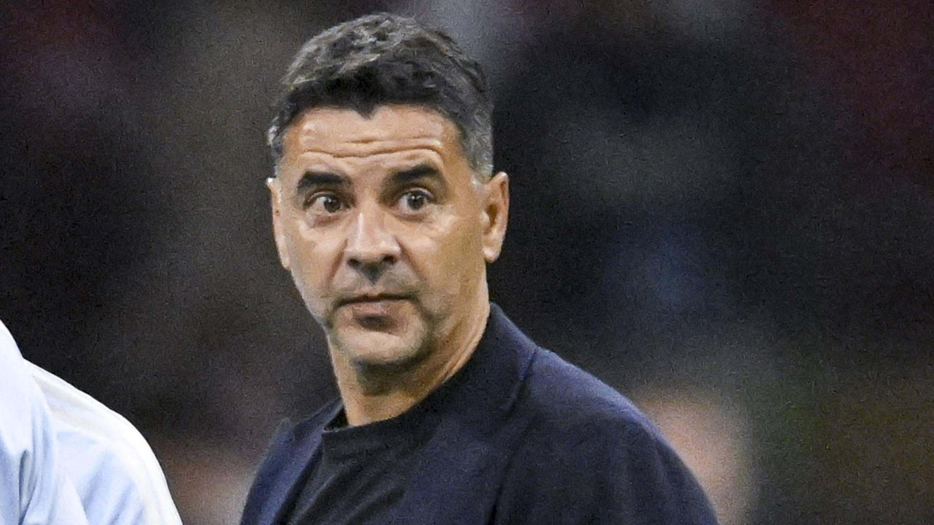 'Ajax-trainer Míchel Sánchez kun je nu al bijna afschrijven!'