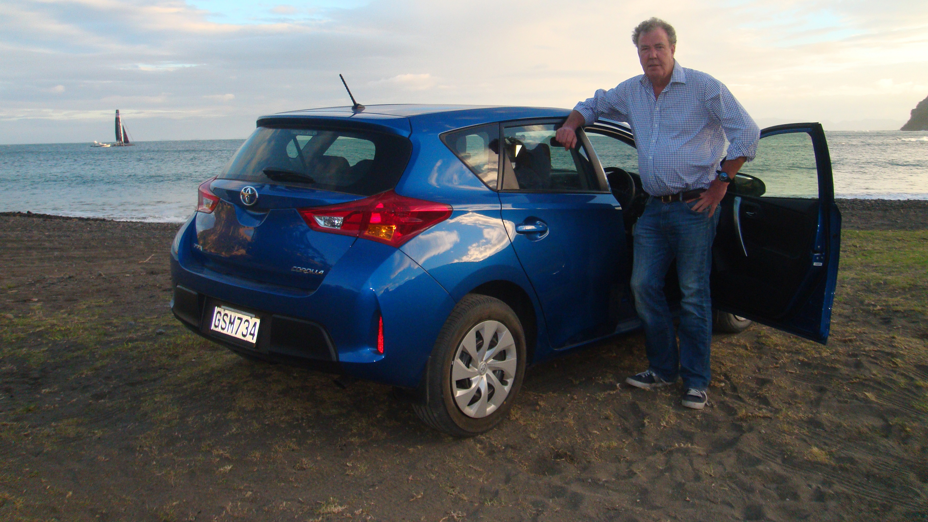 Klik hier om Top Gear van 21 november te bekijken.