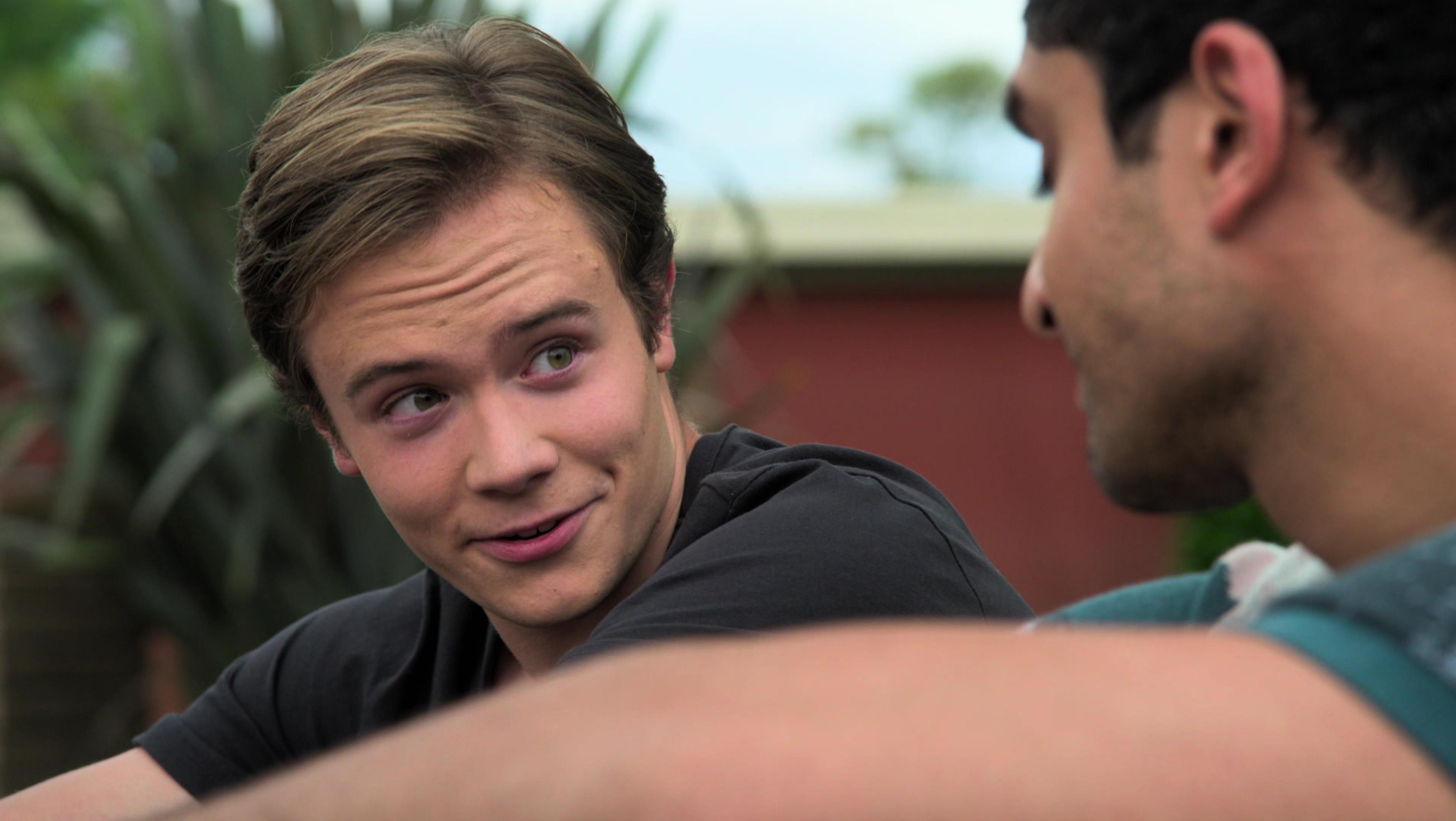 Neighbours (2023)