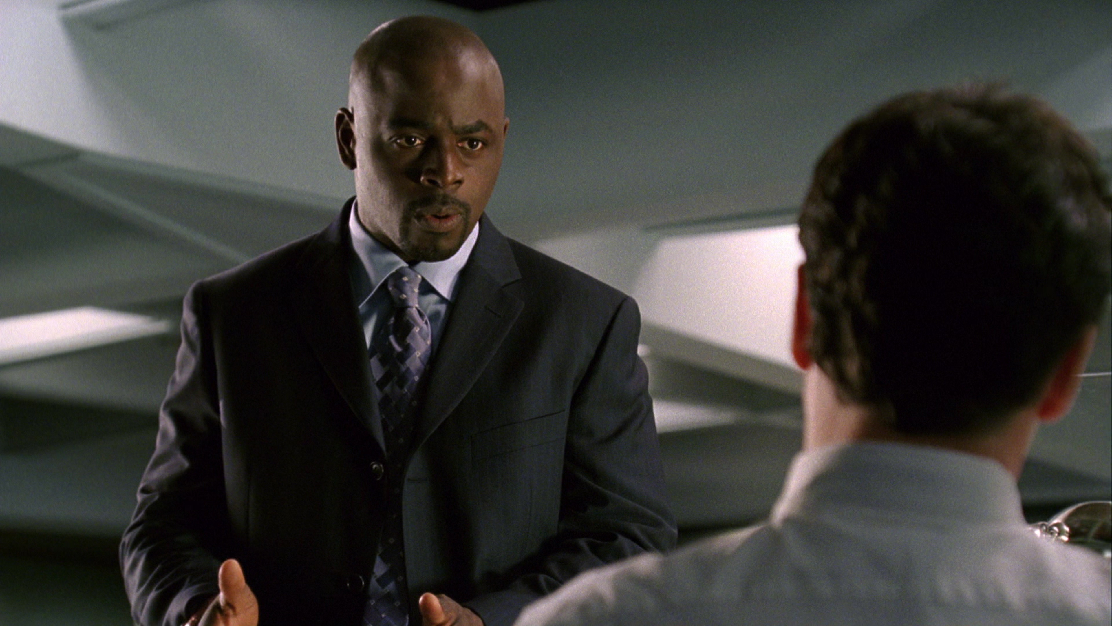 Klik hier om Numb3rs van 6 december te bekijken.