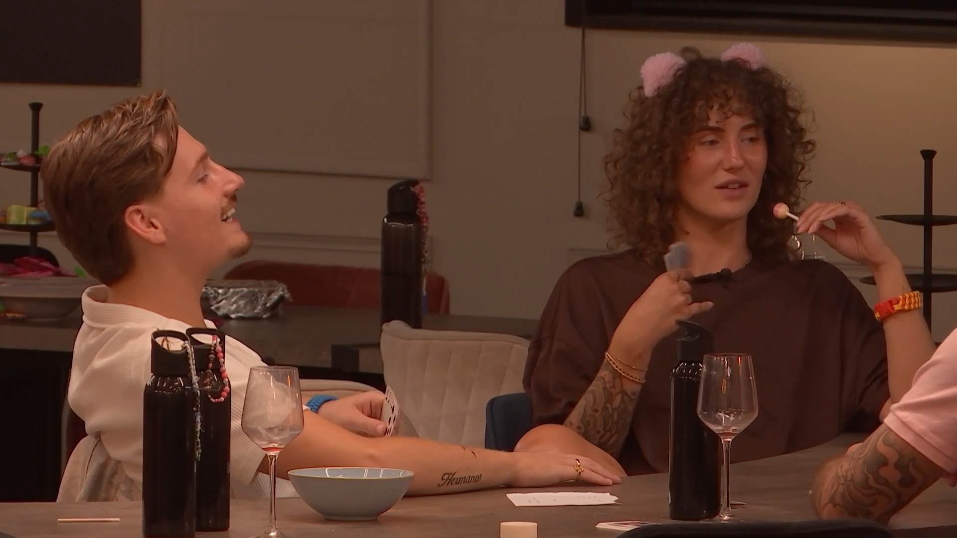 Julia heeft een seksdroom gehad!