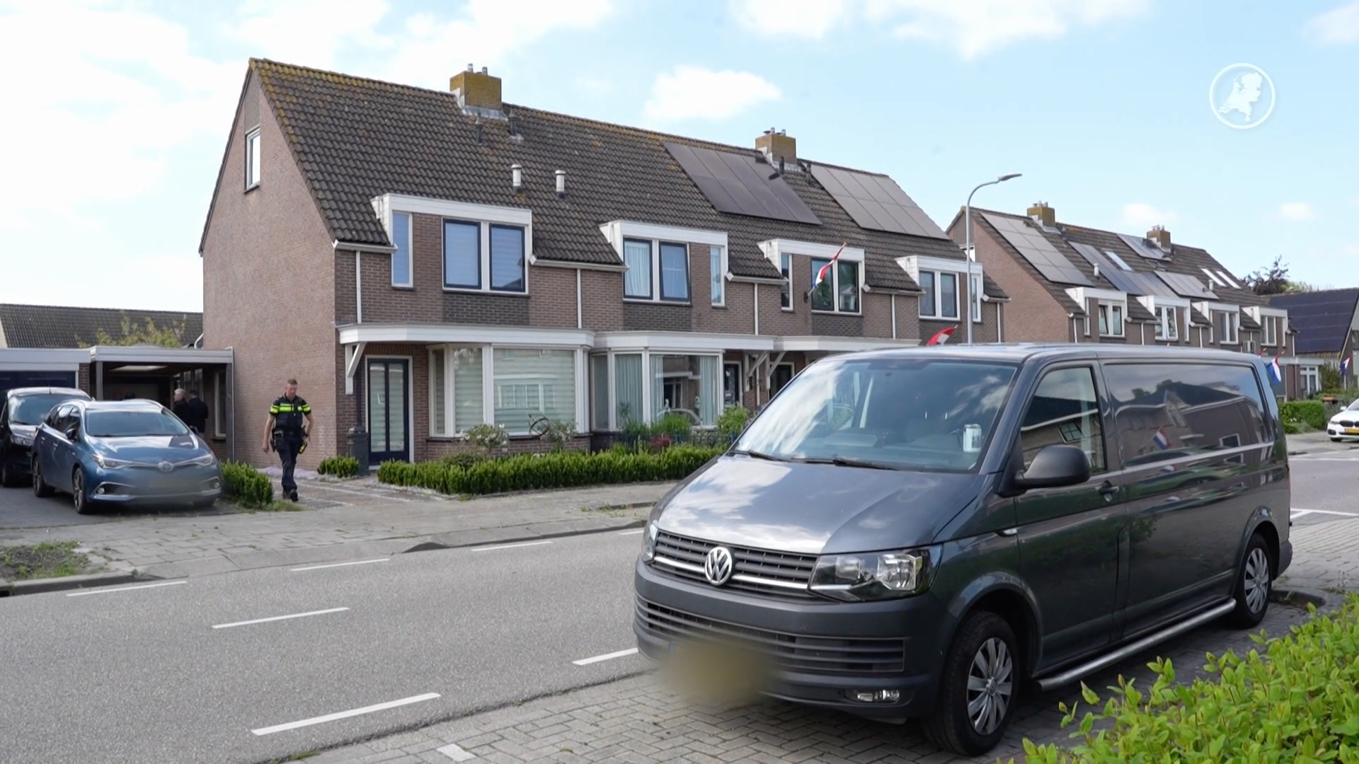 Twee doden gevonden in woning aan De Weed in Lutjebroek