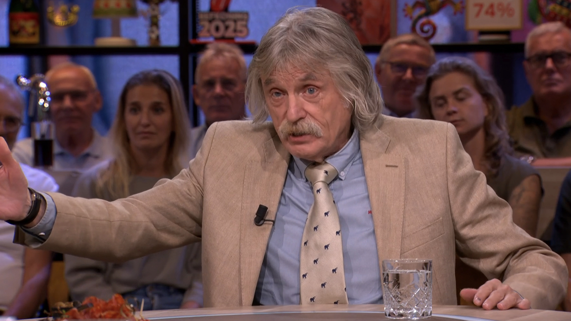 Johan Derksen over besluit rond Songfestival: ‘Ik vind dat AVROTROS karakter toont’