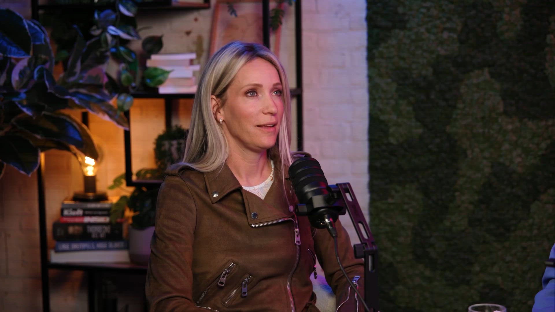 Hélène Hendriks over stress op live TV: 'Filet americain onder mijn borsten'