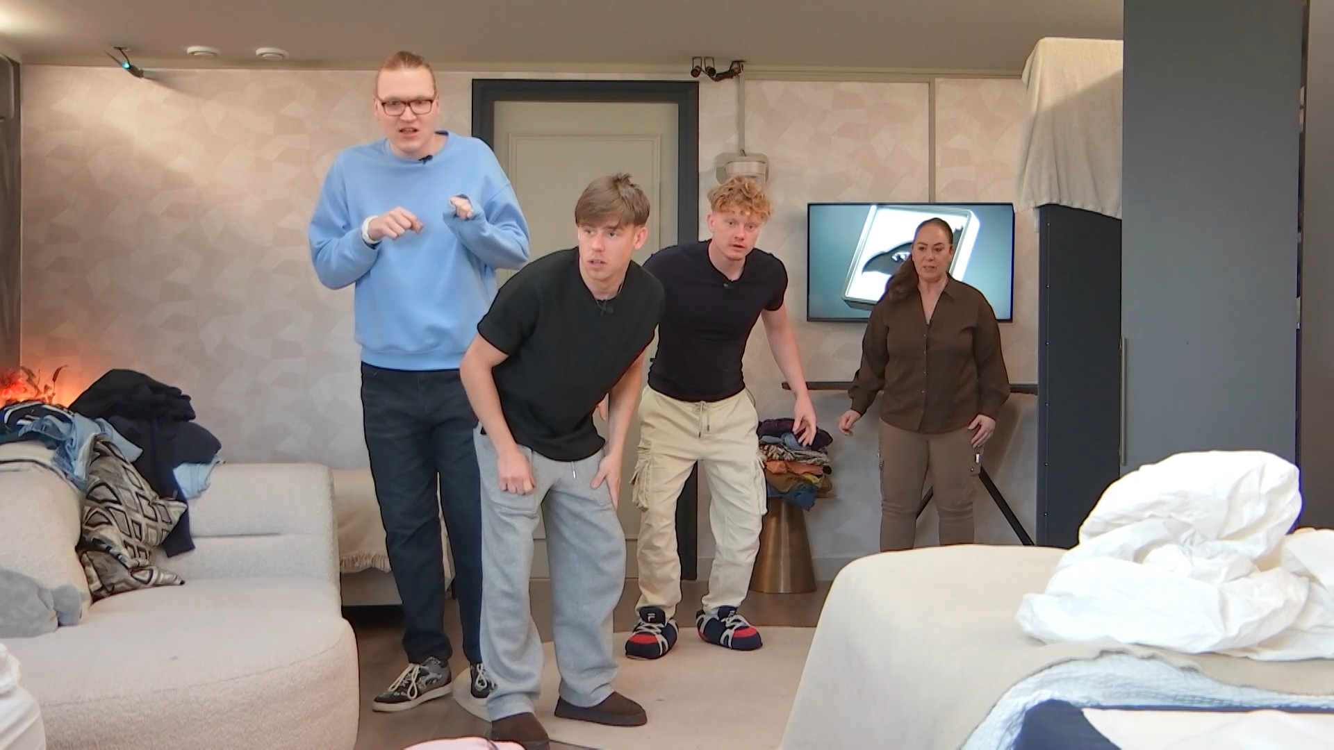 Melvin vindt een hagedis op de Gierenkamer?