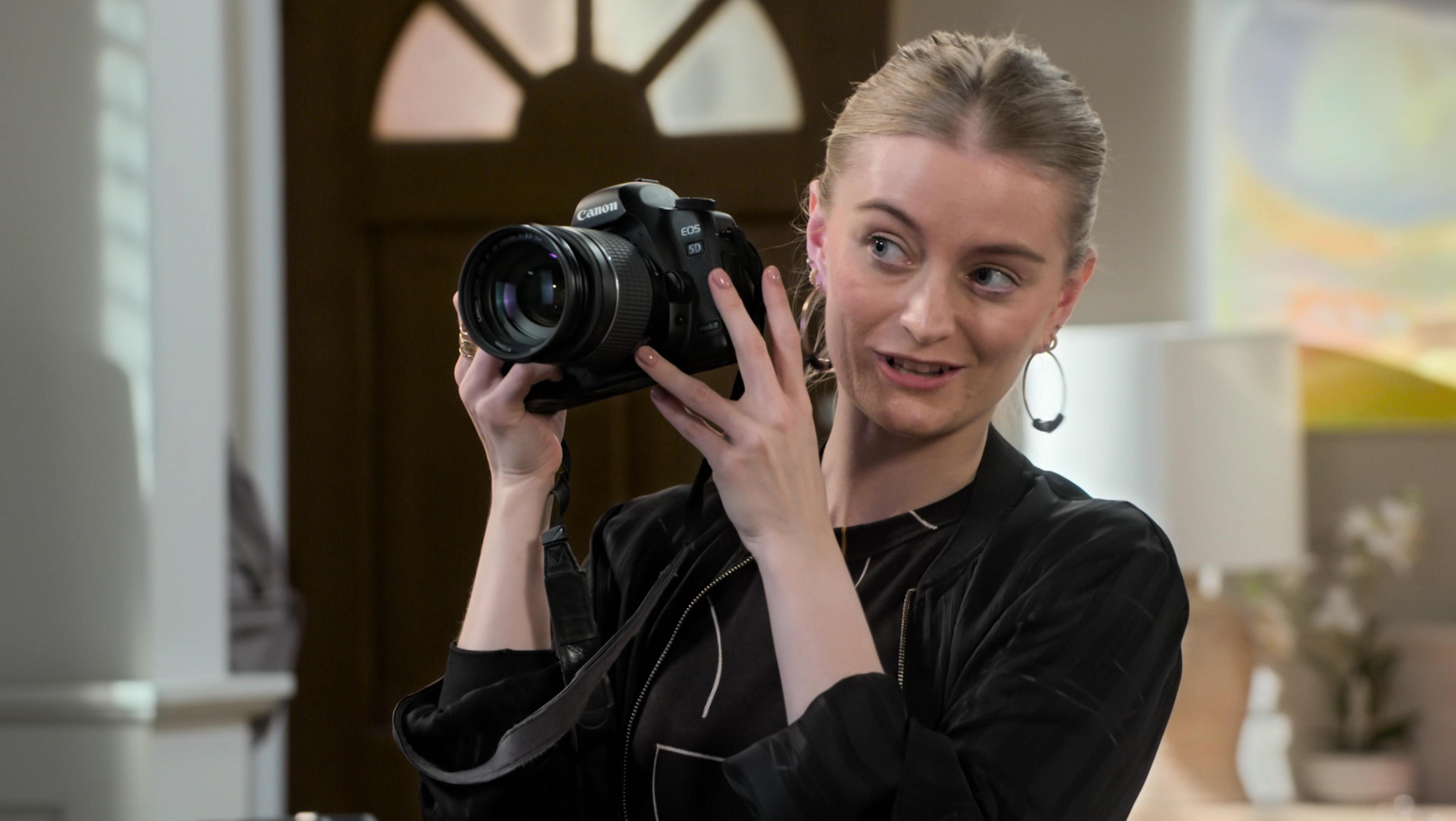 Neighbours (2023)
