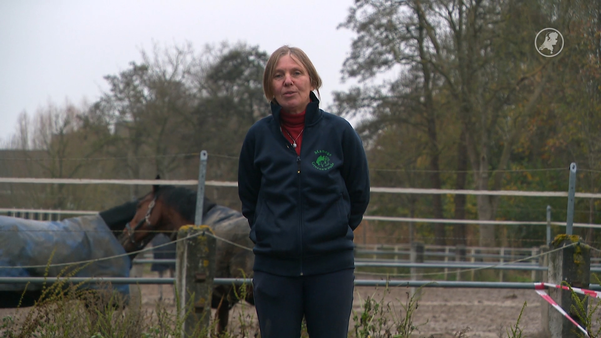 Hetty bouwt een mantelzorghuisje voor haar zieke vriendin, maar van de gemeente mag ze niet verhuizen