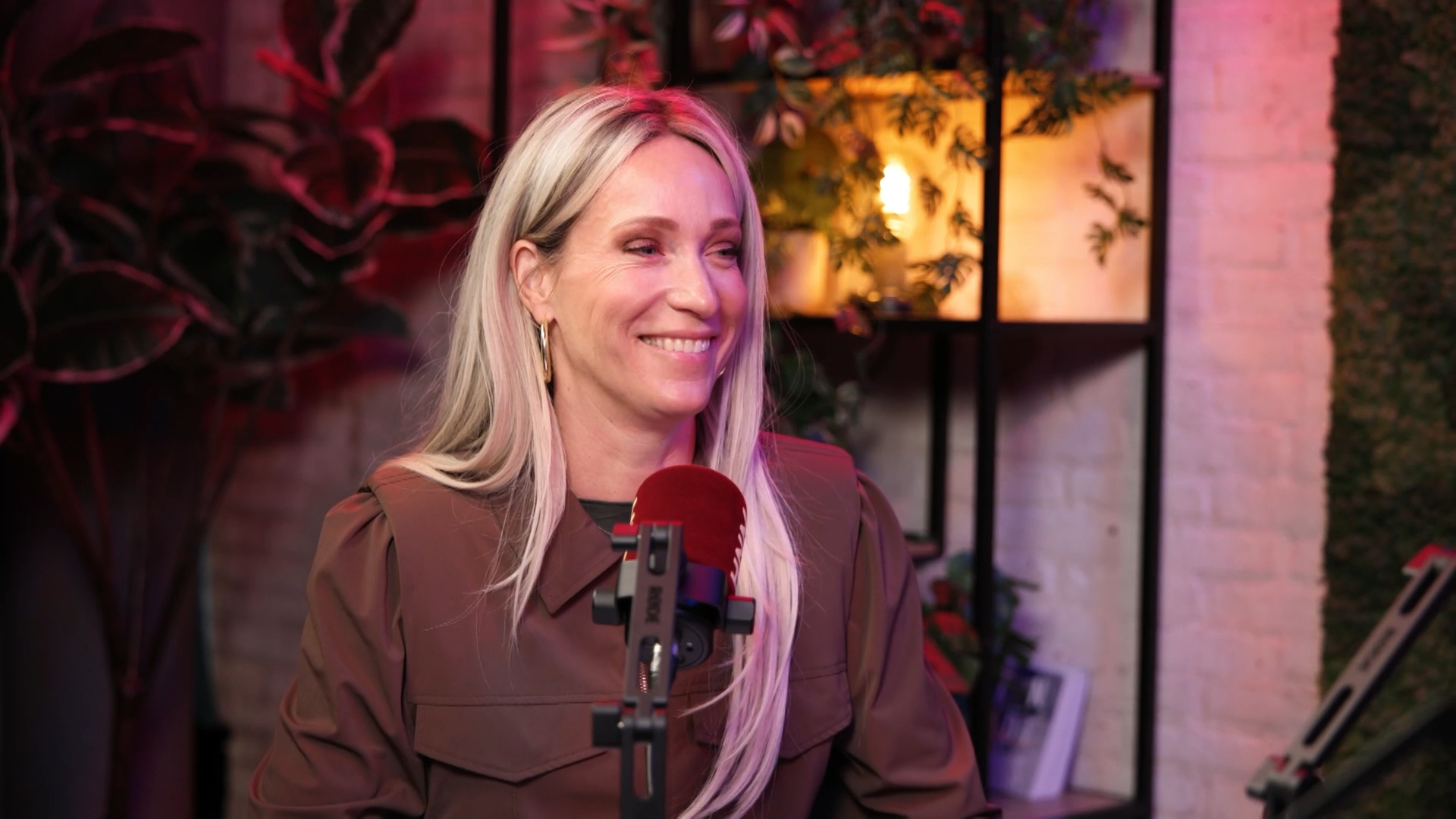 Merel en Helene delen bed: 'Ik was de grote lepel'
