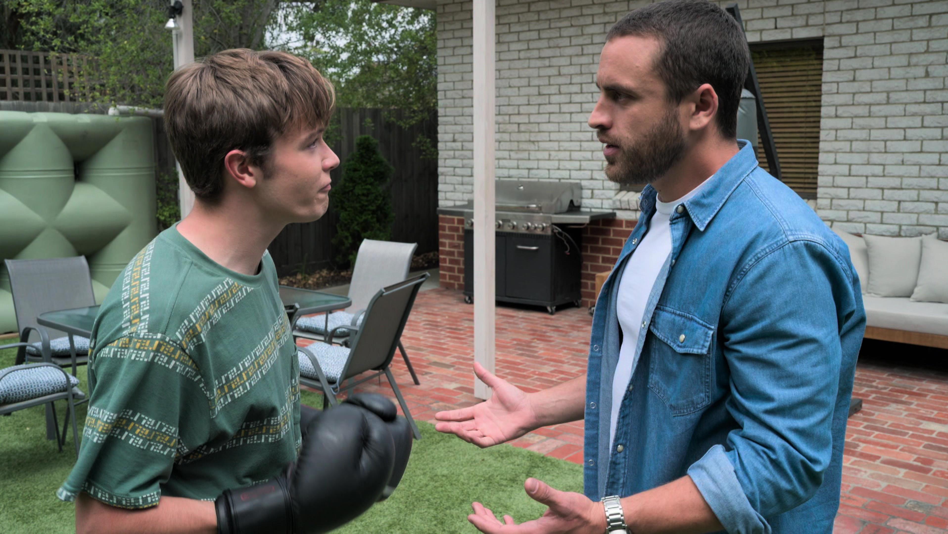 Neighbours (2023)