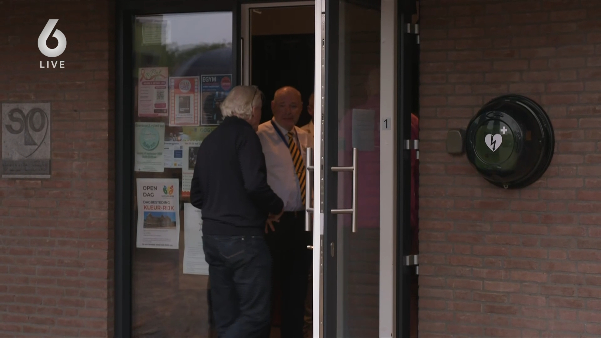 Bijeenkomst voor bewoners in Overasselt na week vol politieacties en geweld