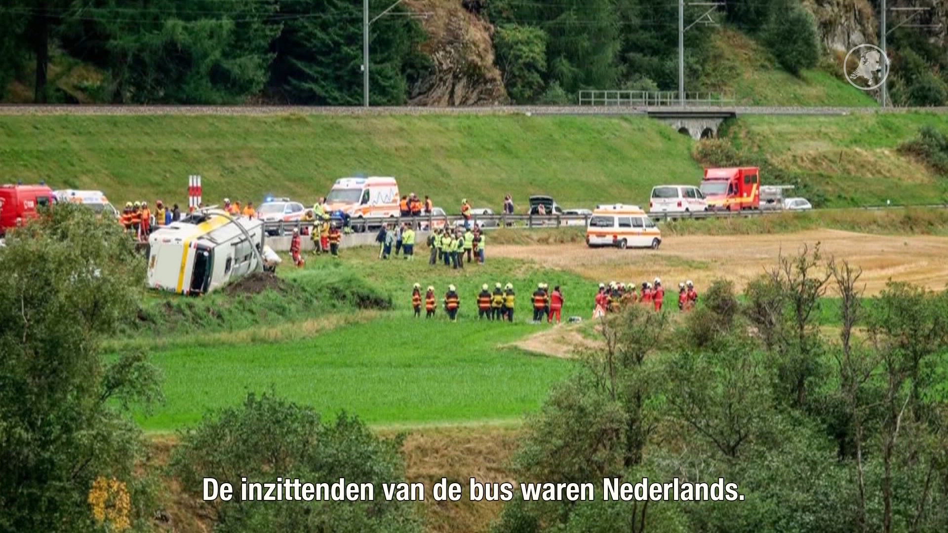 Zwitserse politie: veel gewonden bij busongeluk, ook zwaargewonden