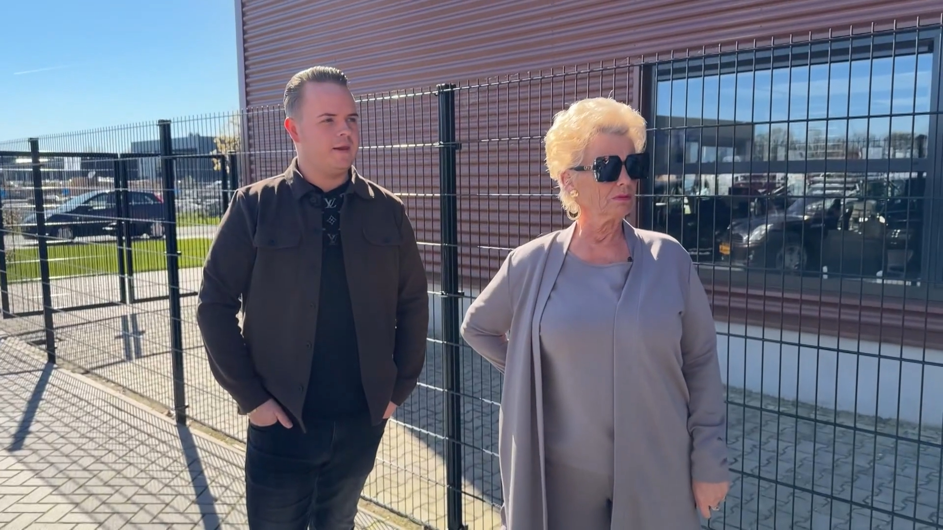 Andy en Hermina scoren een auto: 'Alles cash'