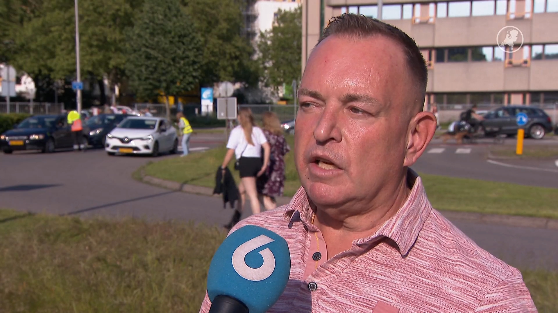 Buurtbewoners klaar met chaos rond GelreDome: 'Hulpdiensten komen er niet door'
