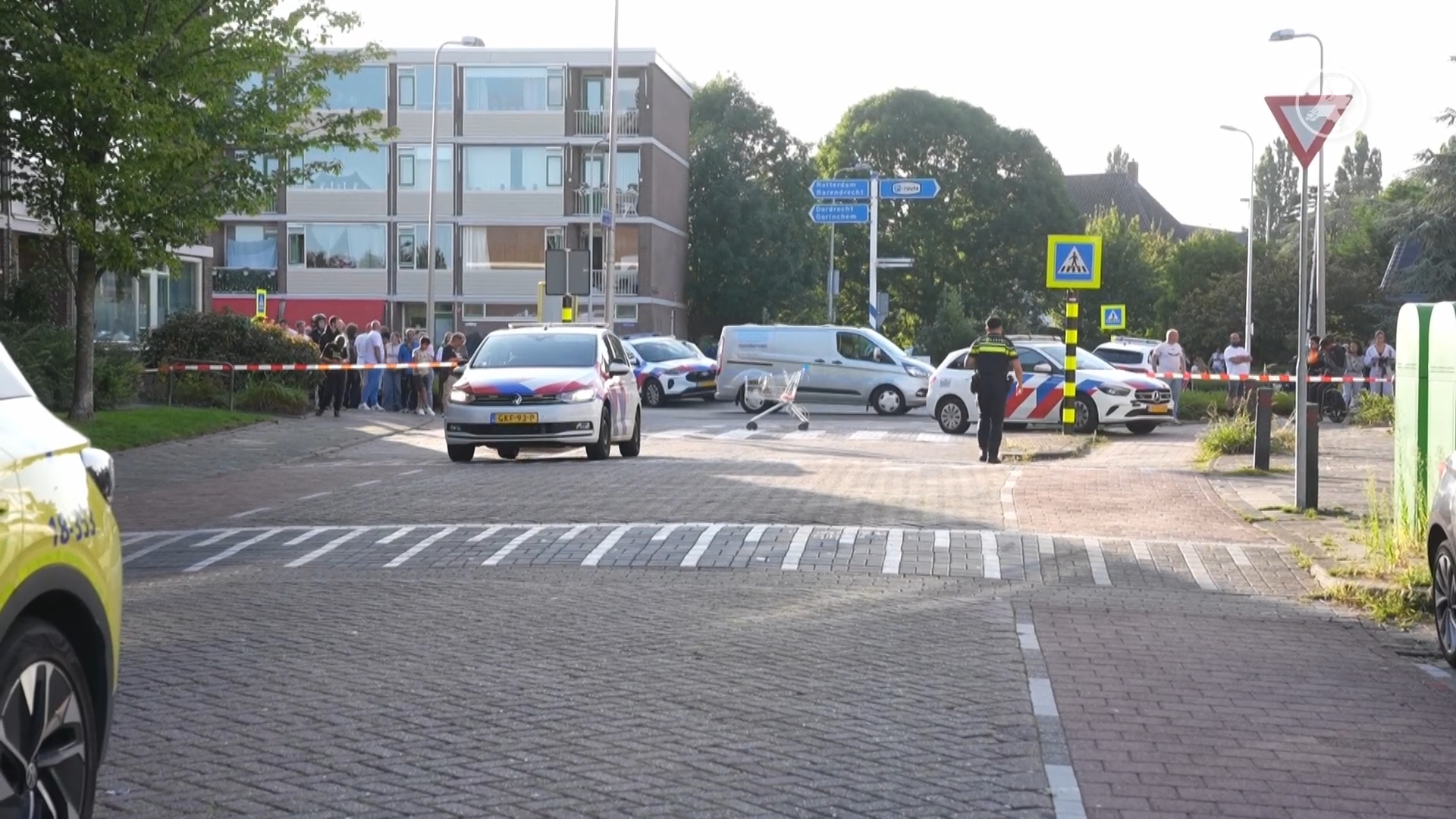 Vrouw ontvlucht man in huis Ridderkerk door met baby uit raam te springen
