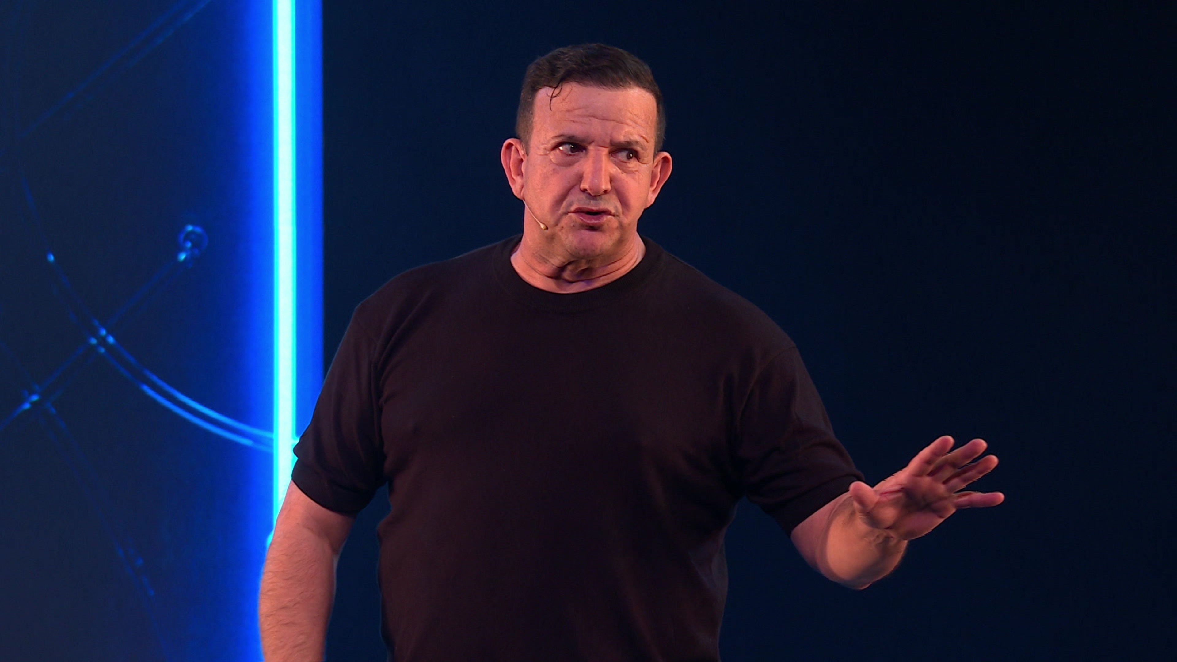 Najib Amhali Theatershows