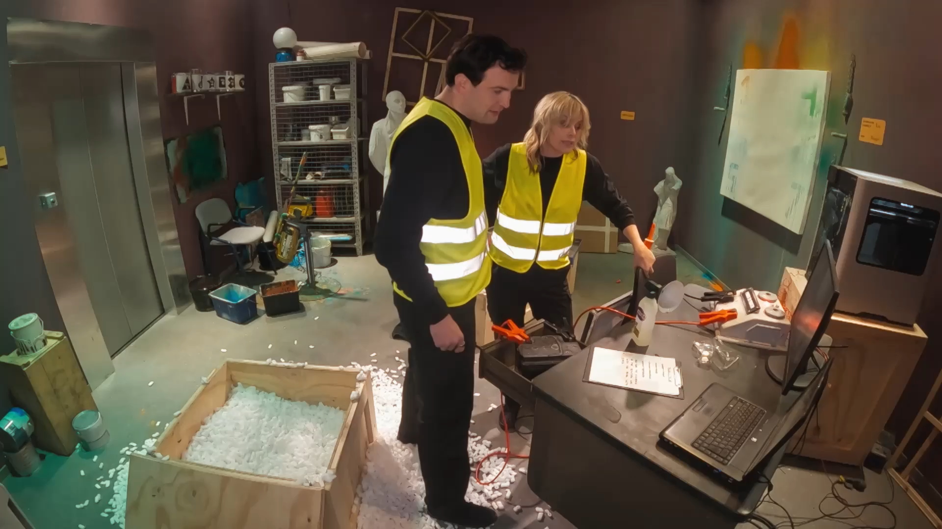 Bridget weigert door donkere tunnel vol ratten te kruipen