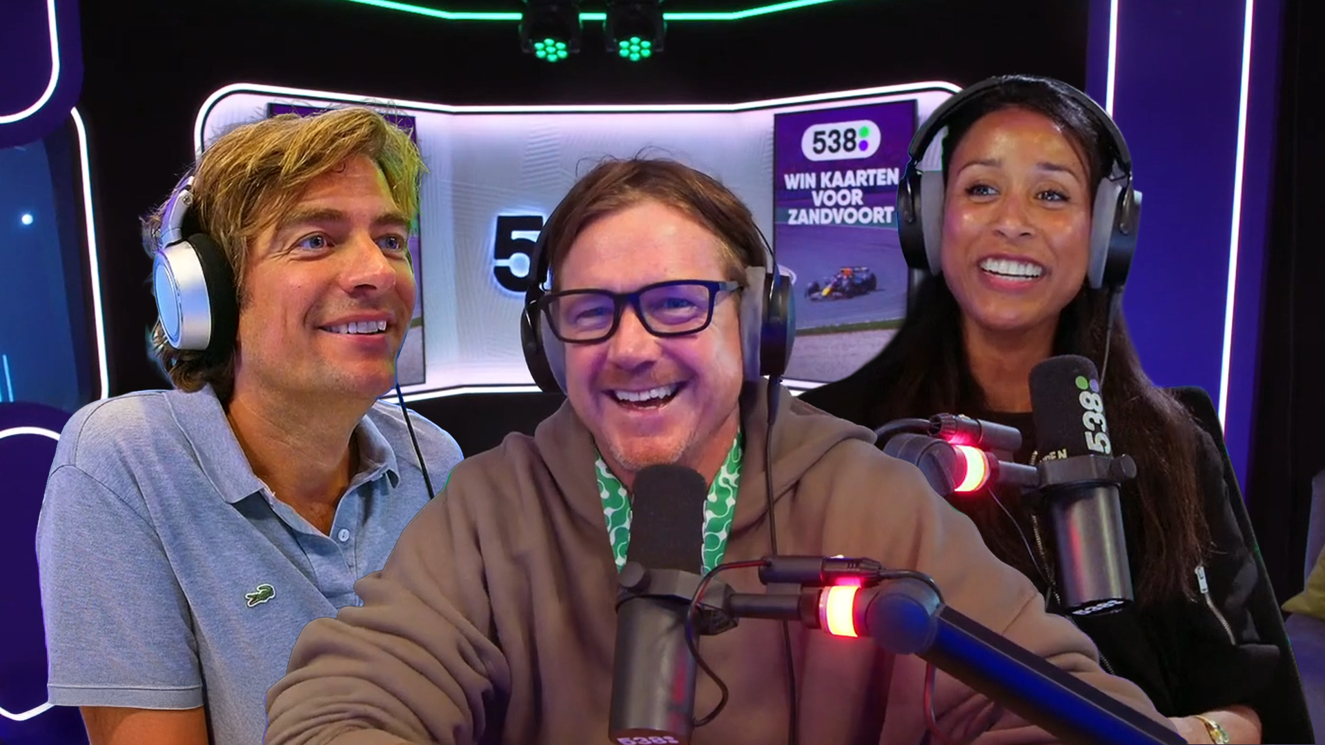 Johnny deelt zijn persoonlijke verhaal bij Frank en Airen