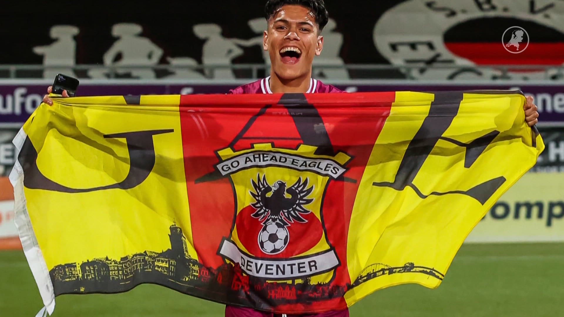 Van Beukering ontslagen na klap die speler zeven gebroken tanden bezorgde