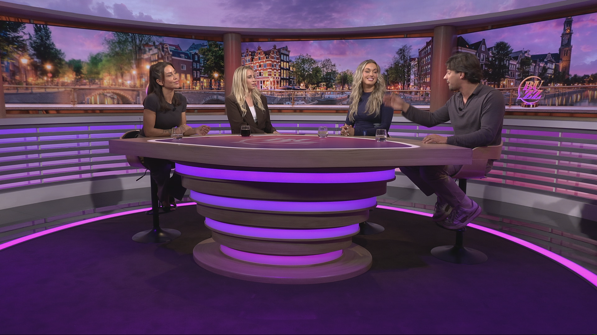 Klik hier om Buzz van 28 september te bekijken.
