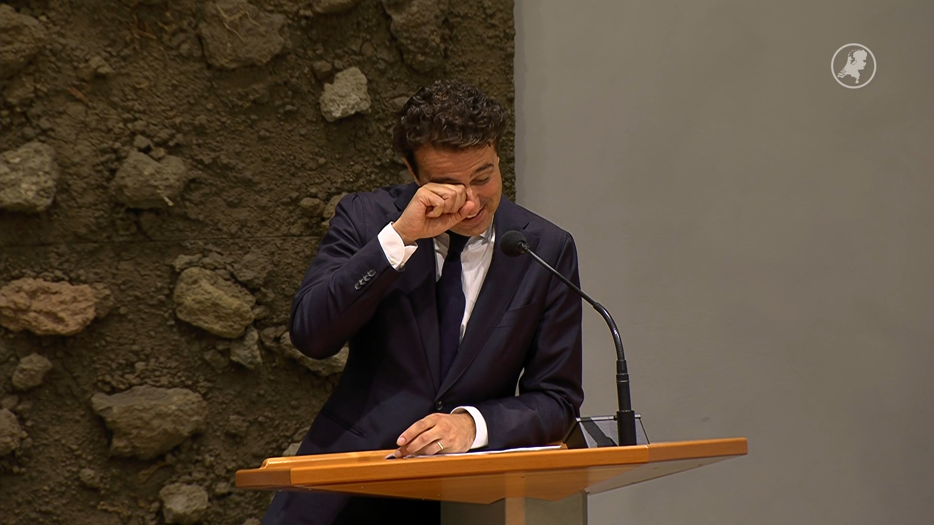 Klaver met tranen in ogen na onderonsje tussen Vermeer (BBB) en Bontebal (CDA)