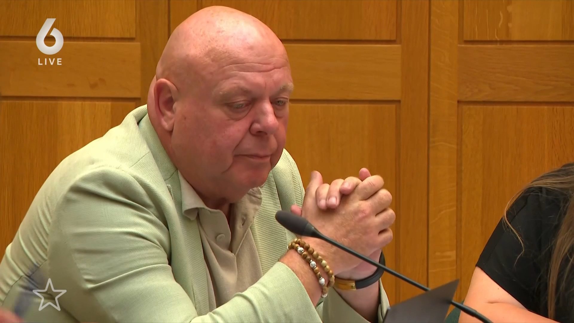 Peter Gillis spant kort geding aan tegen geveilde vakantieparken
