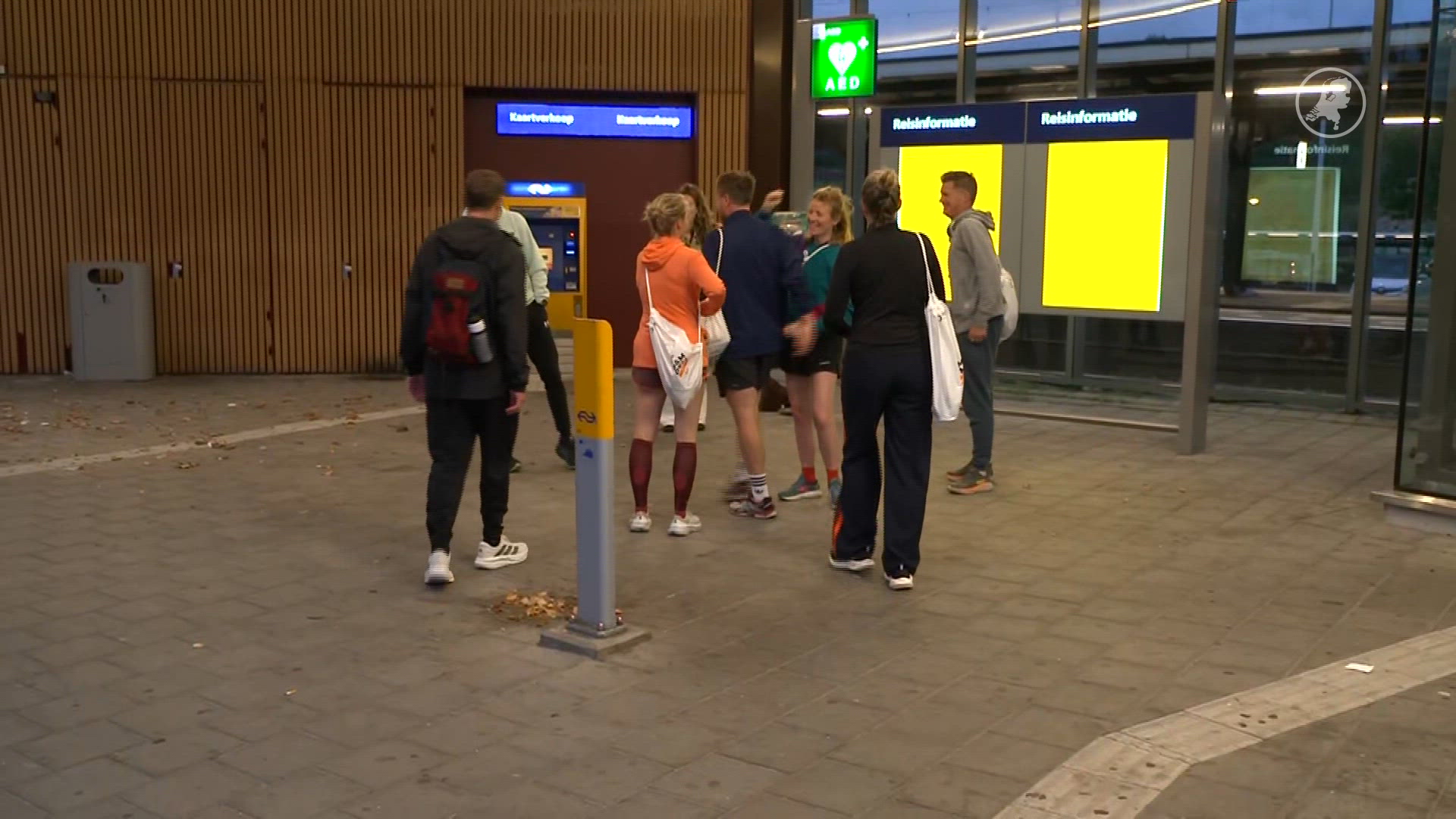 Jan loopt zijn 40e Dam tot Damloop: familie rent als verrassing mee
