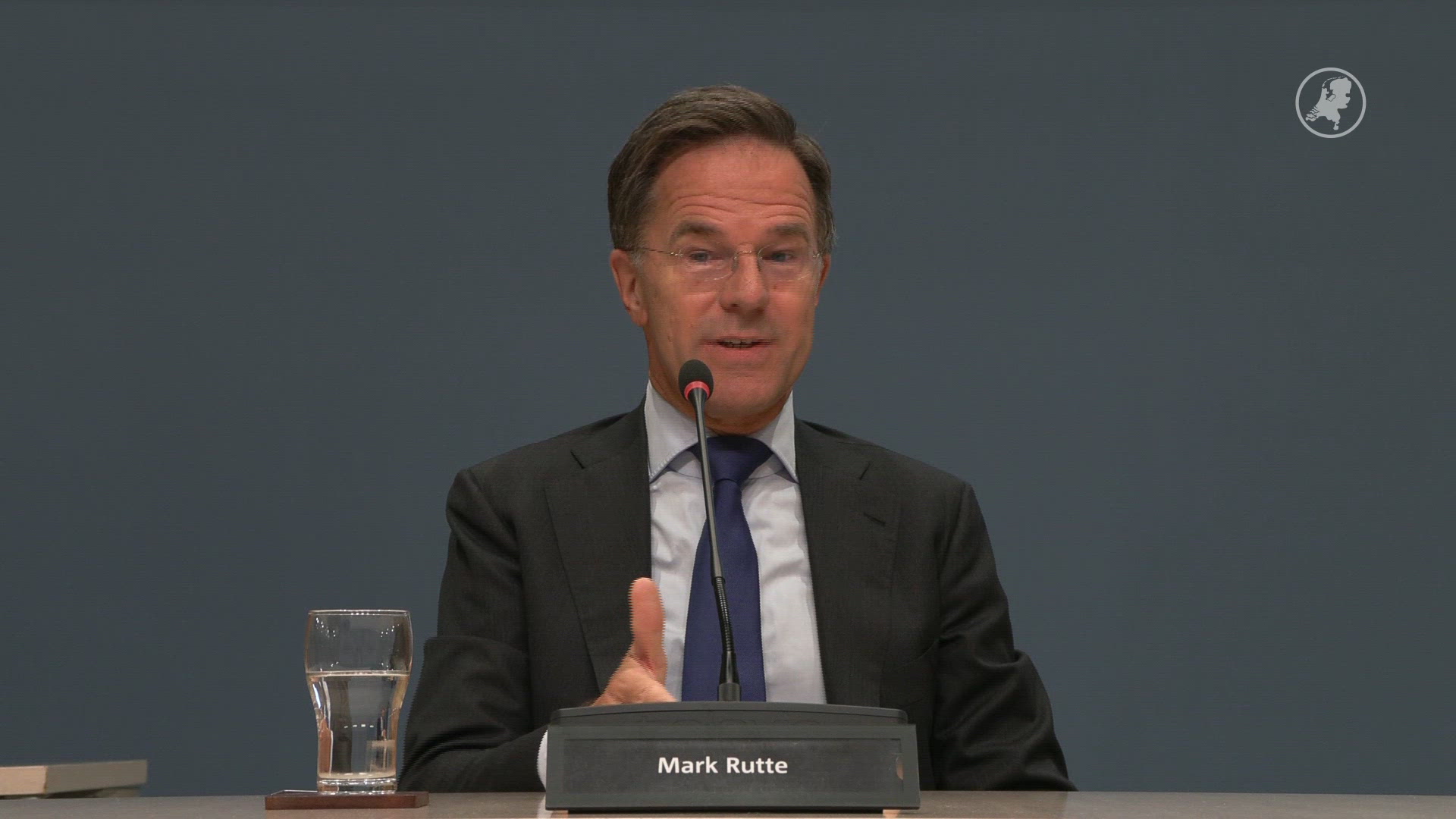Rutte verdedigt coronabeleid: voorkomen code zwart stond voorop