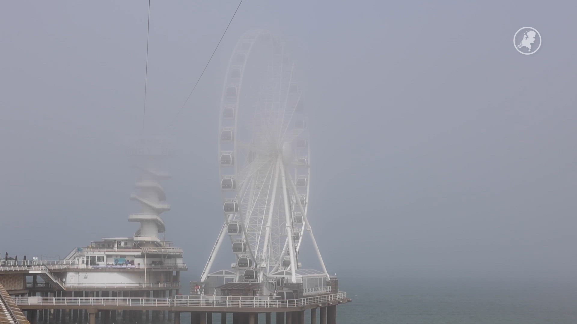 Binnenland geniet van de zon, kust verdwijnt in de mist