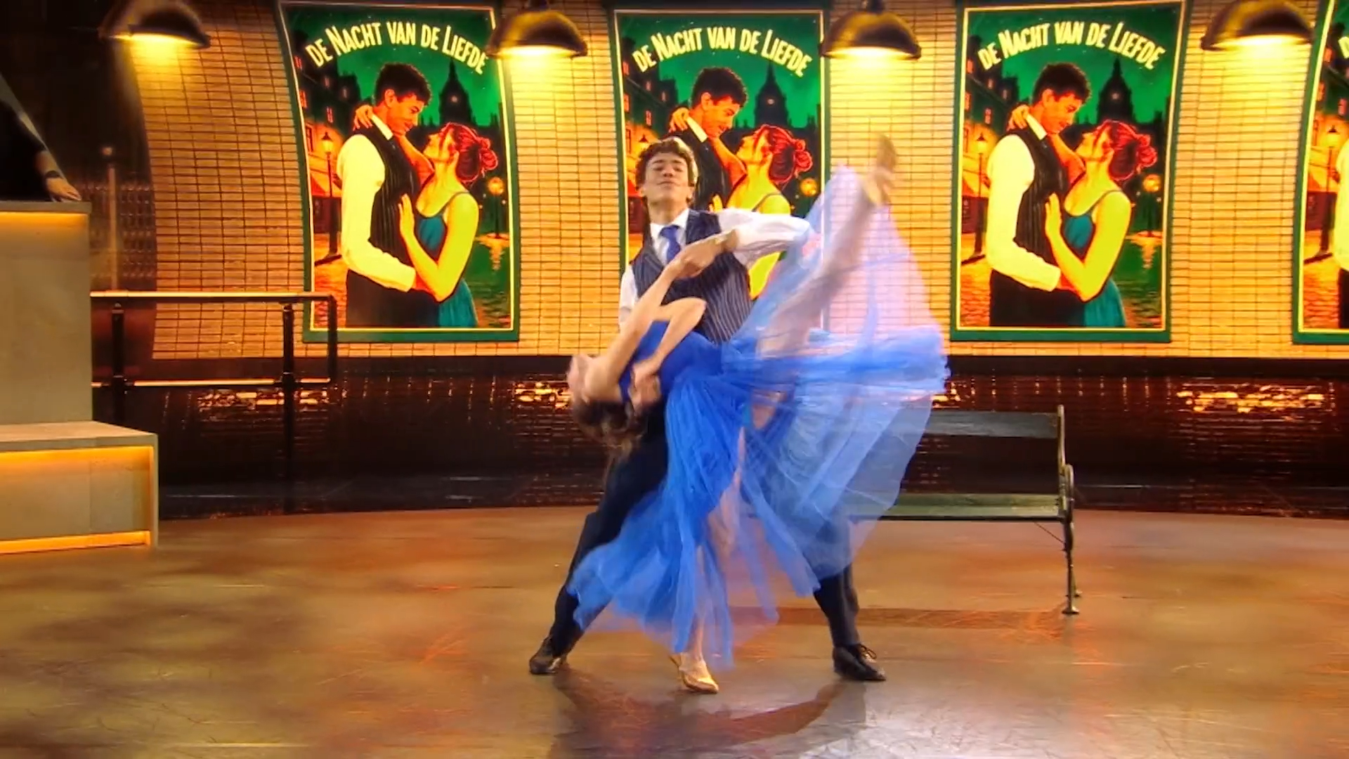 Femke & Joshua stralen op het podium | Studioshows Deel 4