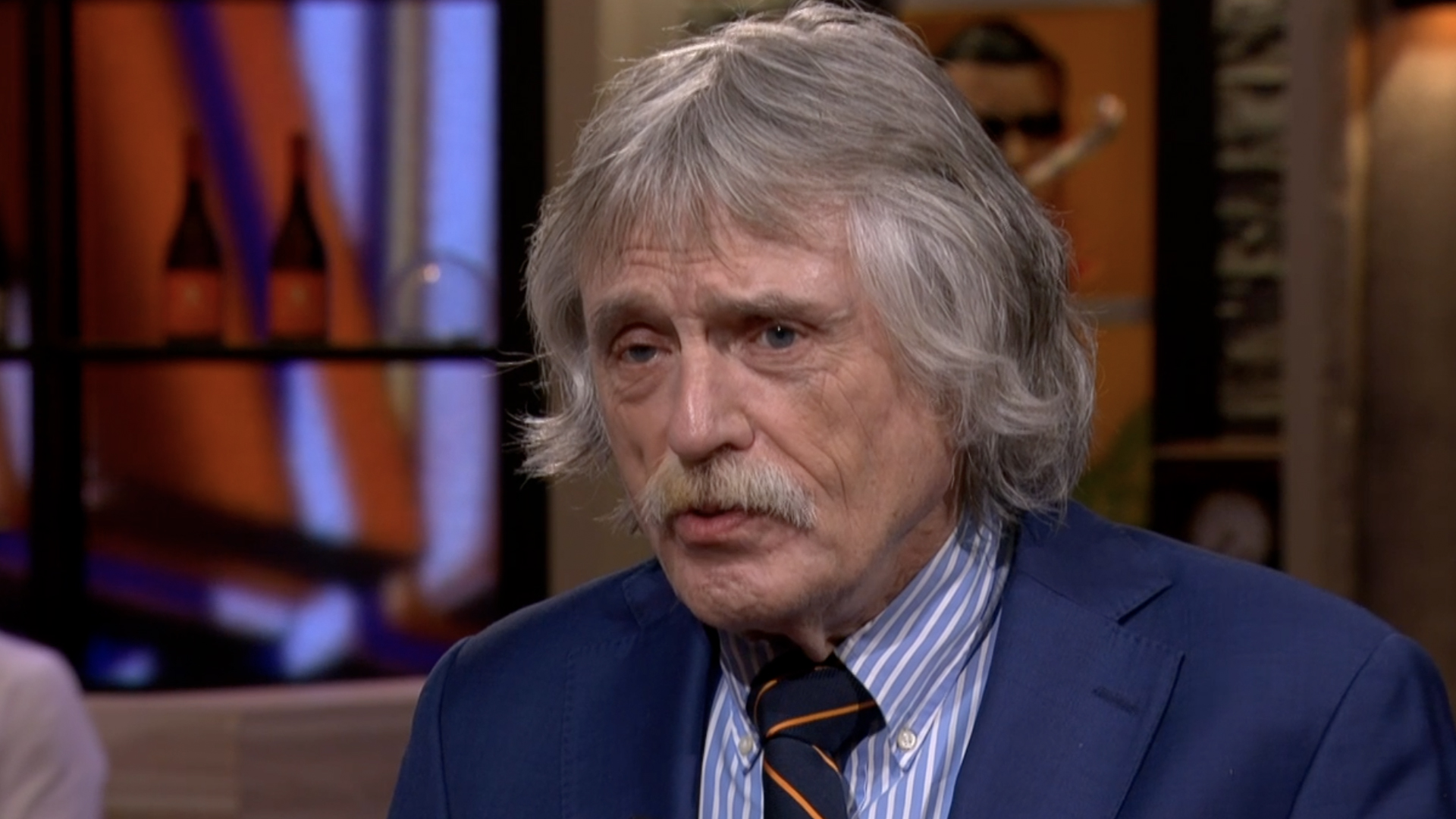 Johan Derksen: 'Gisteren is er iets gebeurd wat er bij mij heel erg ingeklapt is...'