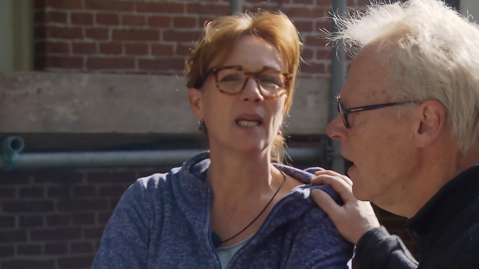 Heidy wordt flink aangepakt in Het Blok: 'Ik ben je houding schijtbeu!'