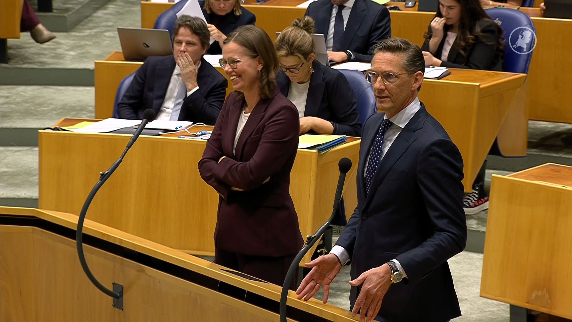 Eerdmans wil roze bril Patternotte niet opzetten: 'Kies eens voor rechts'
