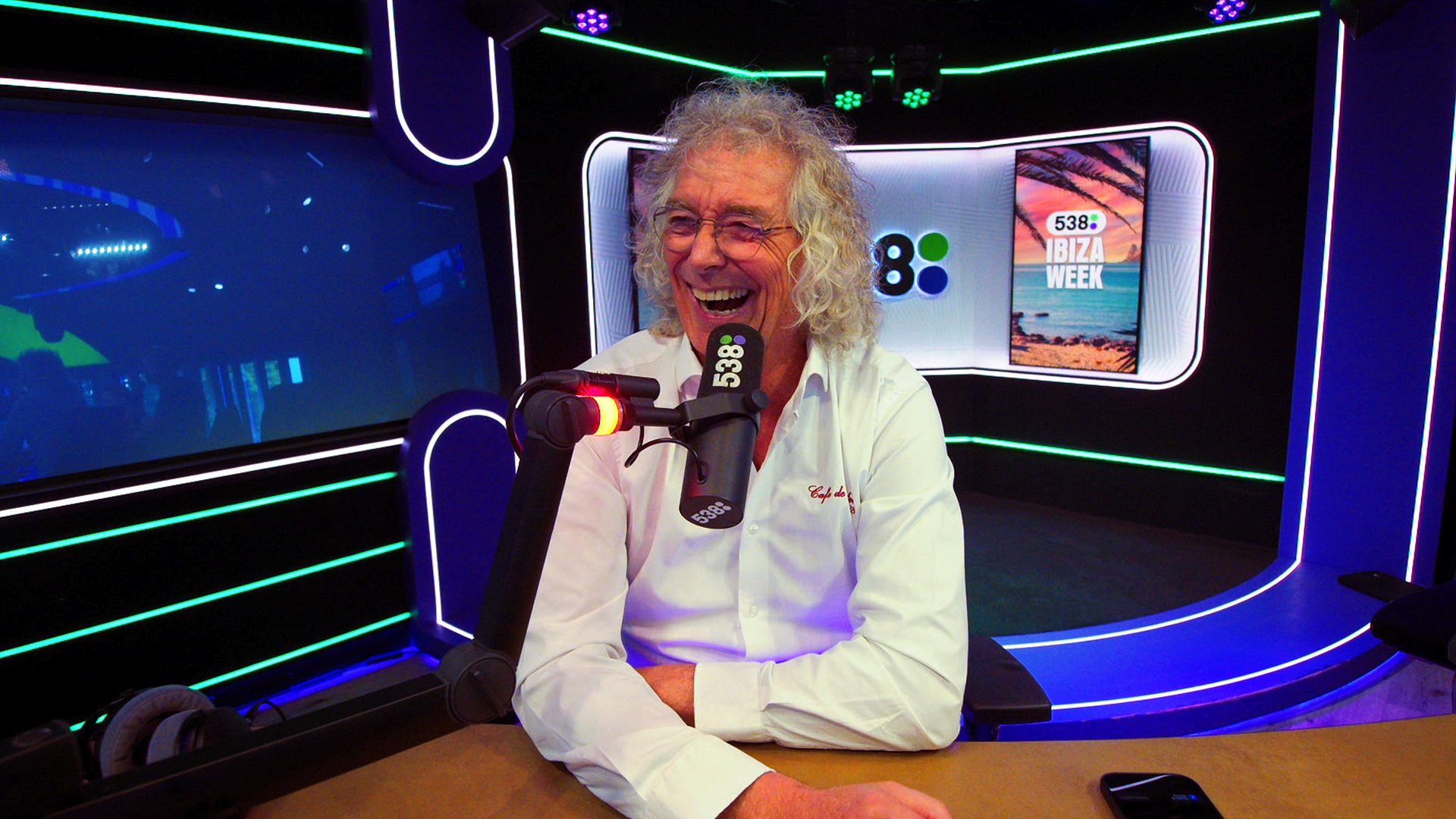 Weer lachen om een nieuwe mop van Arie