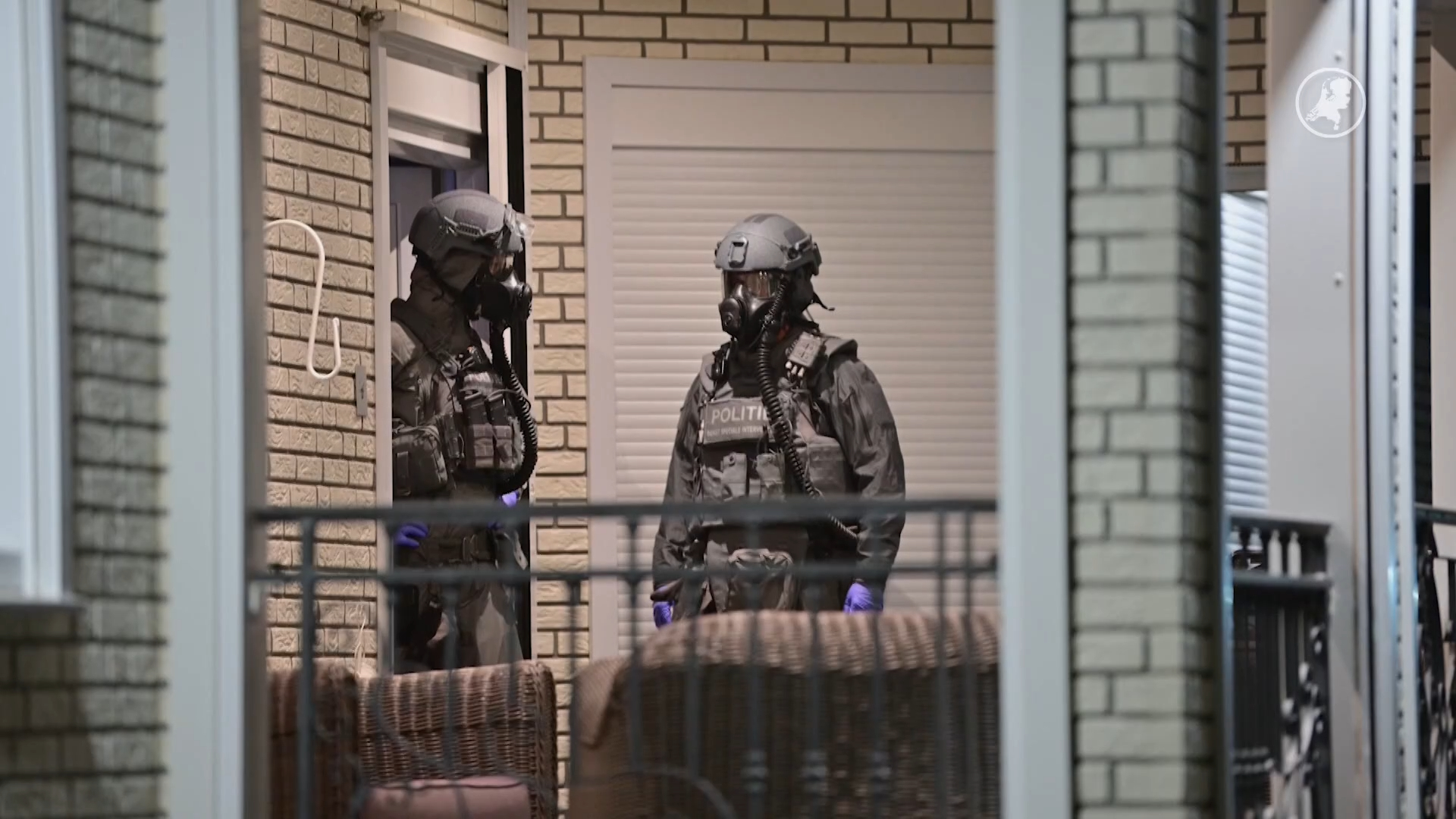 Wapens en drugsmaterialen gevonden bij inval in Waalre