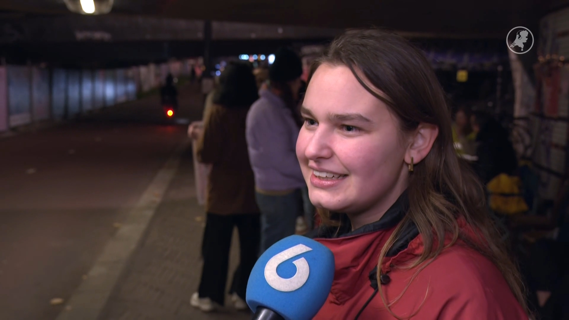Dolle Mina’s maken ‘gezellige’ woonkamers van onveilige tunnels