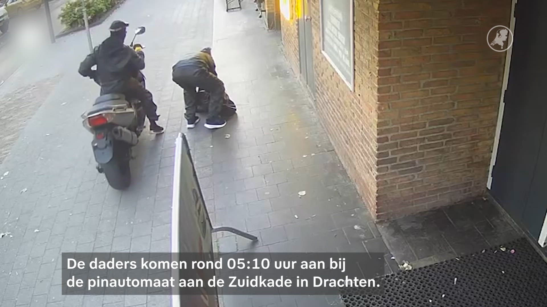 Politie deelt beelden van plofkraak in Drachten, op zoek naar tips