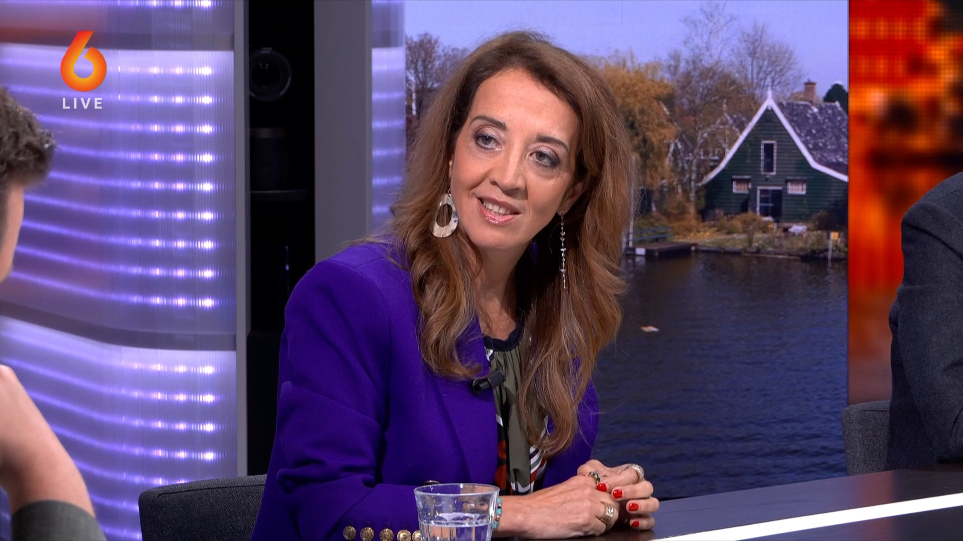 Opinie Ebru: ‘Wethouders moeten wonen in de gemeente waarvoor zij werken’