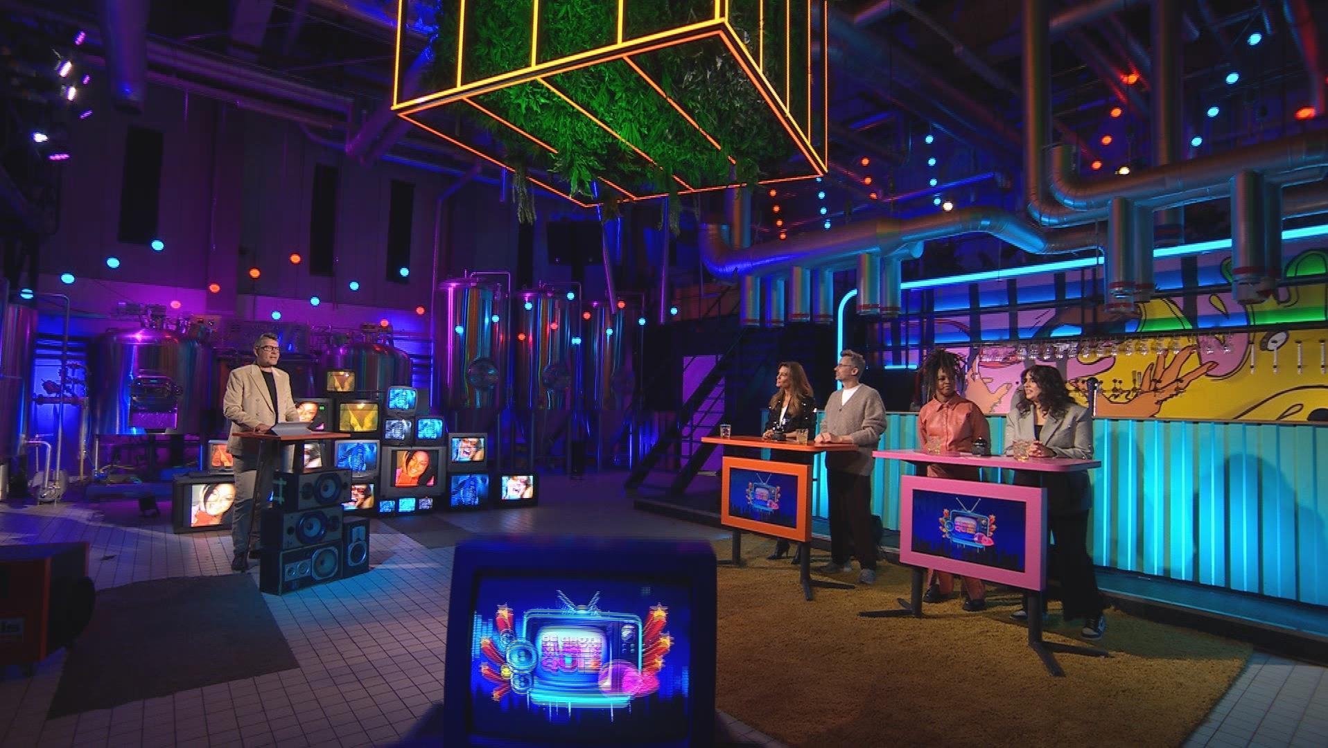 Dio en Geza Weizs vs. Fabienne de Vries en Sylvana Simons