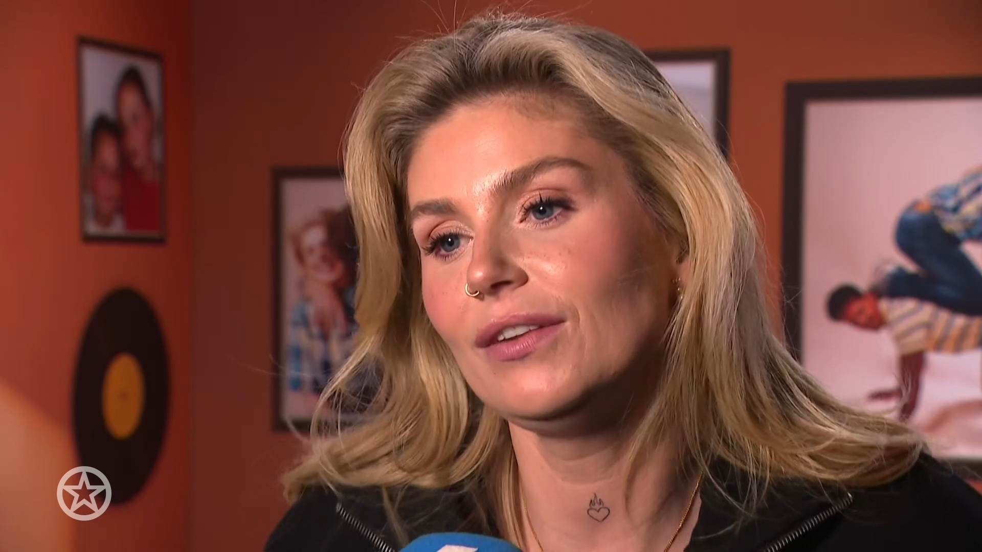 Shownieuws: Roxeanne Hazes brengt liefdesliedje uit voor 'haar Erik'