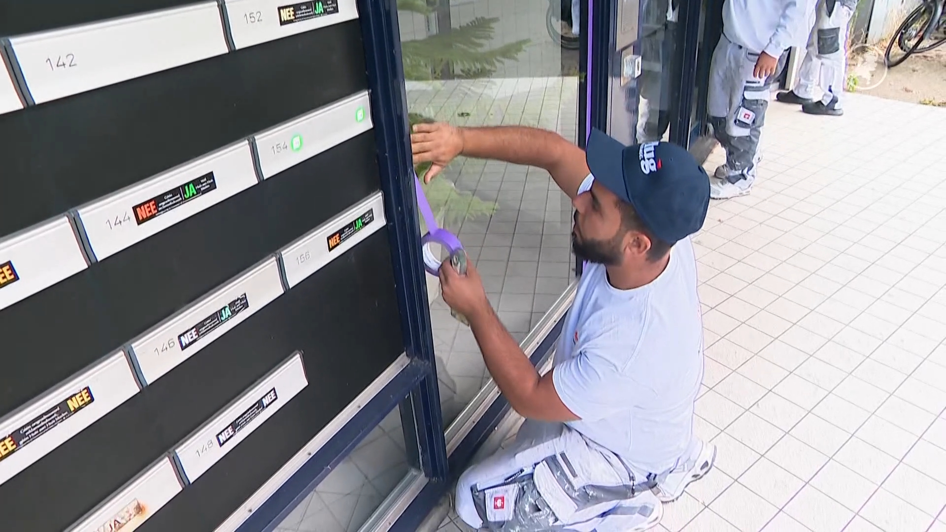 Statushouders sneller aan het werk met startbanen: proef uitgebreid