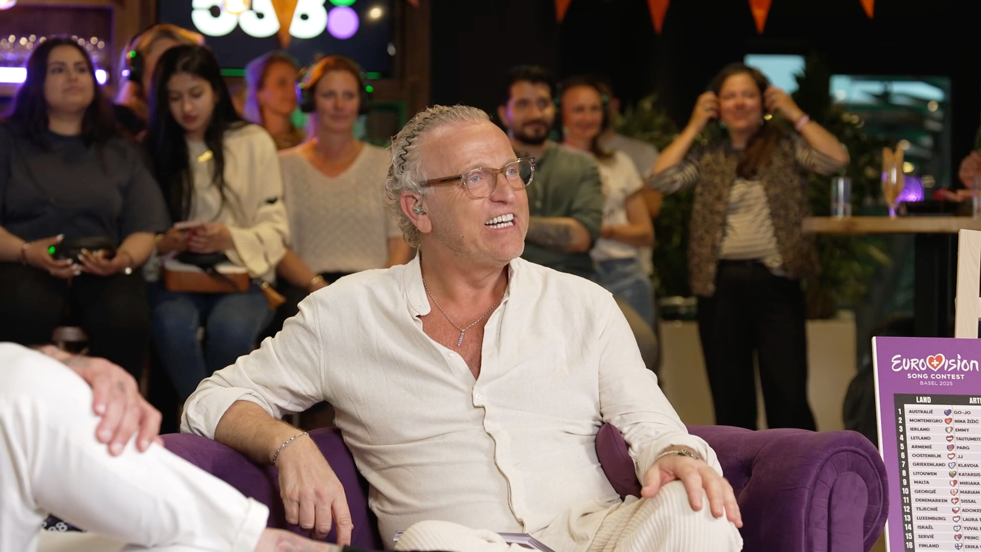 Gordon kan wel genieten van Songfestival-act Australië: ‘Let op z'n broekje’