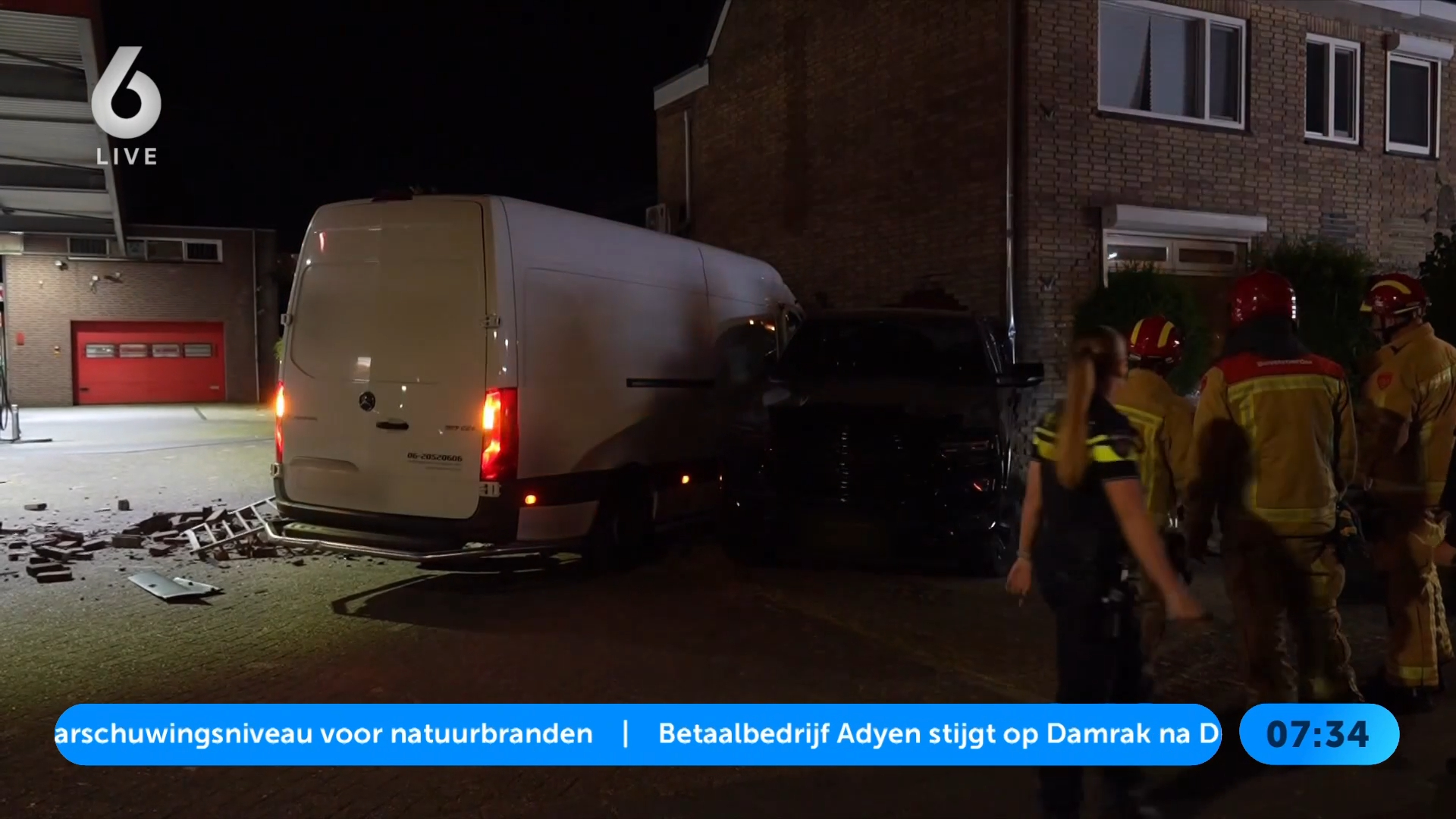 Bestuurder ramt huis en vlucht na wilde rit Geldrop